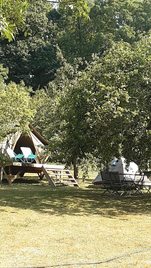 LODGE EXTERIEUR 2 PERSONNES  Saint-Aubin-sur-Gaillon Exterior foto